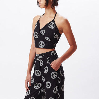 284050025 PEACEFUL HALTER BLK