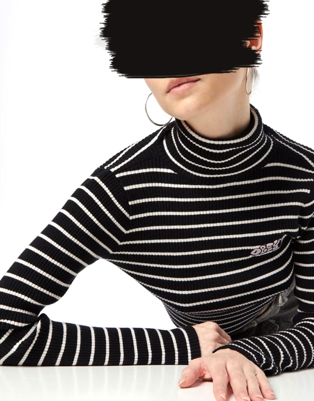 251000107    ELISE SWEATER BLK