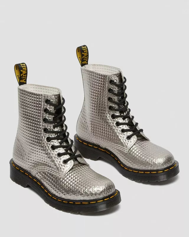1460 BOOT SILVER STUDDED