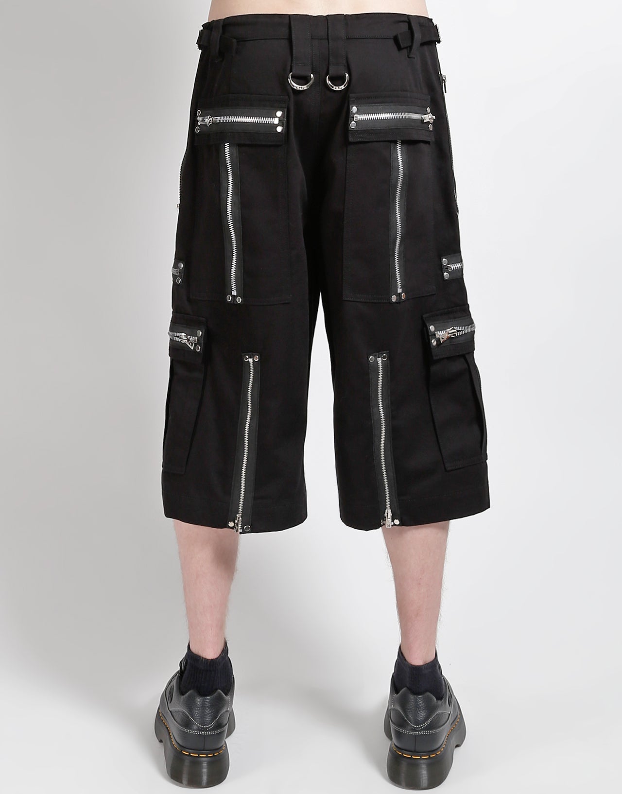 SUPER ZIP SHORT