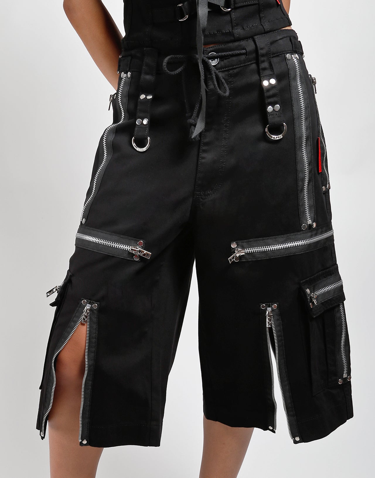 SUPER ZIP SHORT