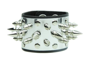 SPIKE METAL PLATE BRACELET