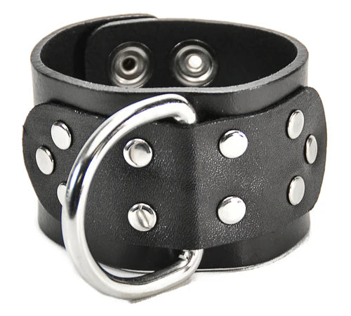 D RING BRACELET