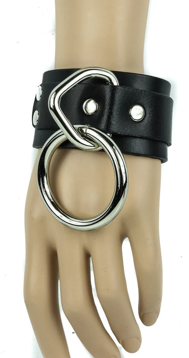 BONDAGE RING LEATHER BRACELET