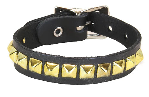 Single Pyramid Stud Bracelet Gold