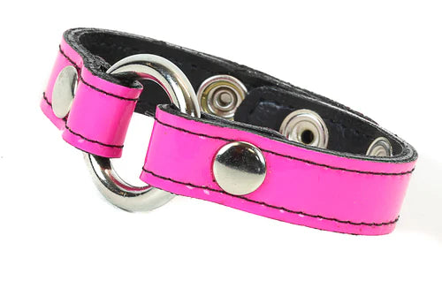 BRACELET WITH O RING HOT PINK