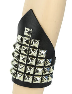 GAUNTLET BRACELET WITH 1/2" PYRAMID STUDS