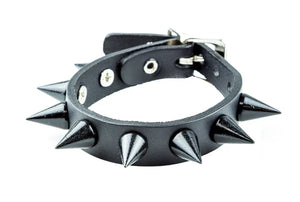 SMALL CONE SPIKE BRACELET