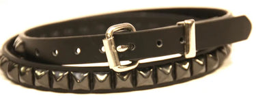 1 ROW PYRAMID BELT BLACK/BLACK