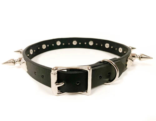 SPIKE PYRAMID CHOKER