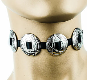 CONCHO STRAP CHOKER