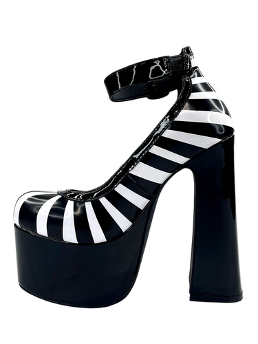 FRIGHT BLACK/WHITE