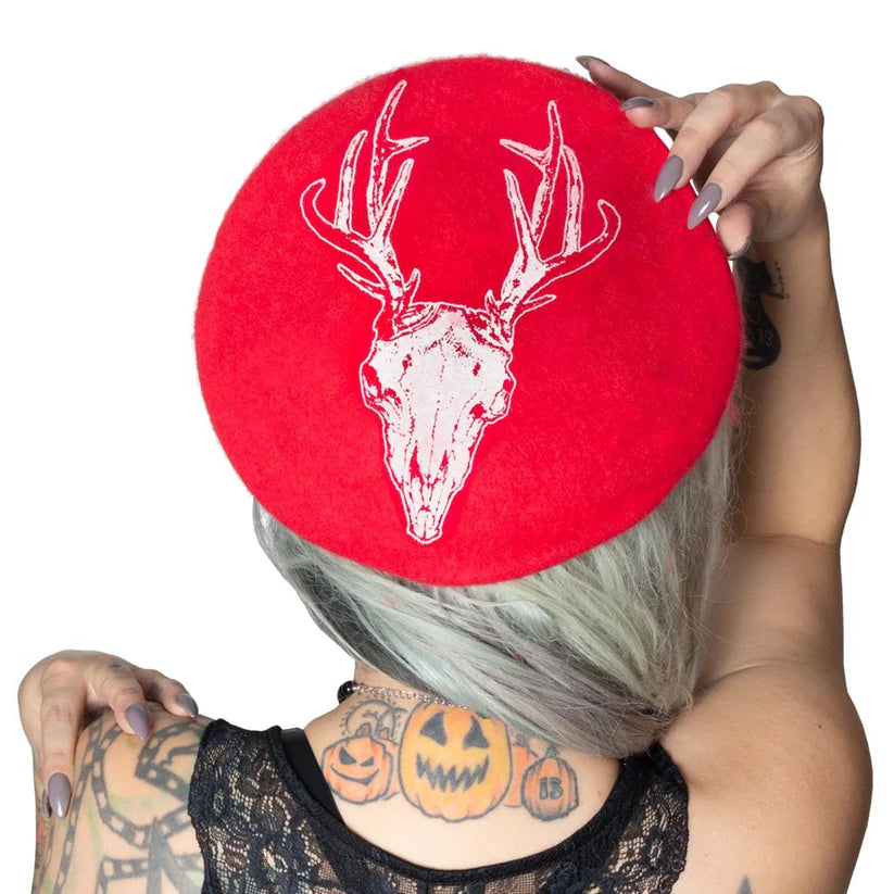 DEER BERET RED
