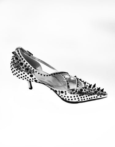 SPIKED UP SLIVER/BLACK HEELS