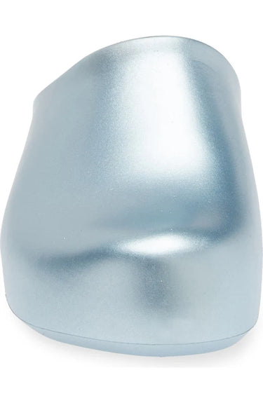 UNCLOGGED LIGHT BLUE CLOGS