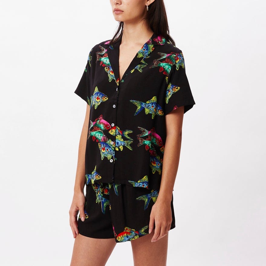 272120085    FISHBOWL SHORT BLK