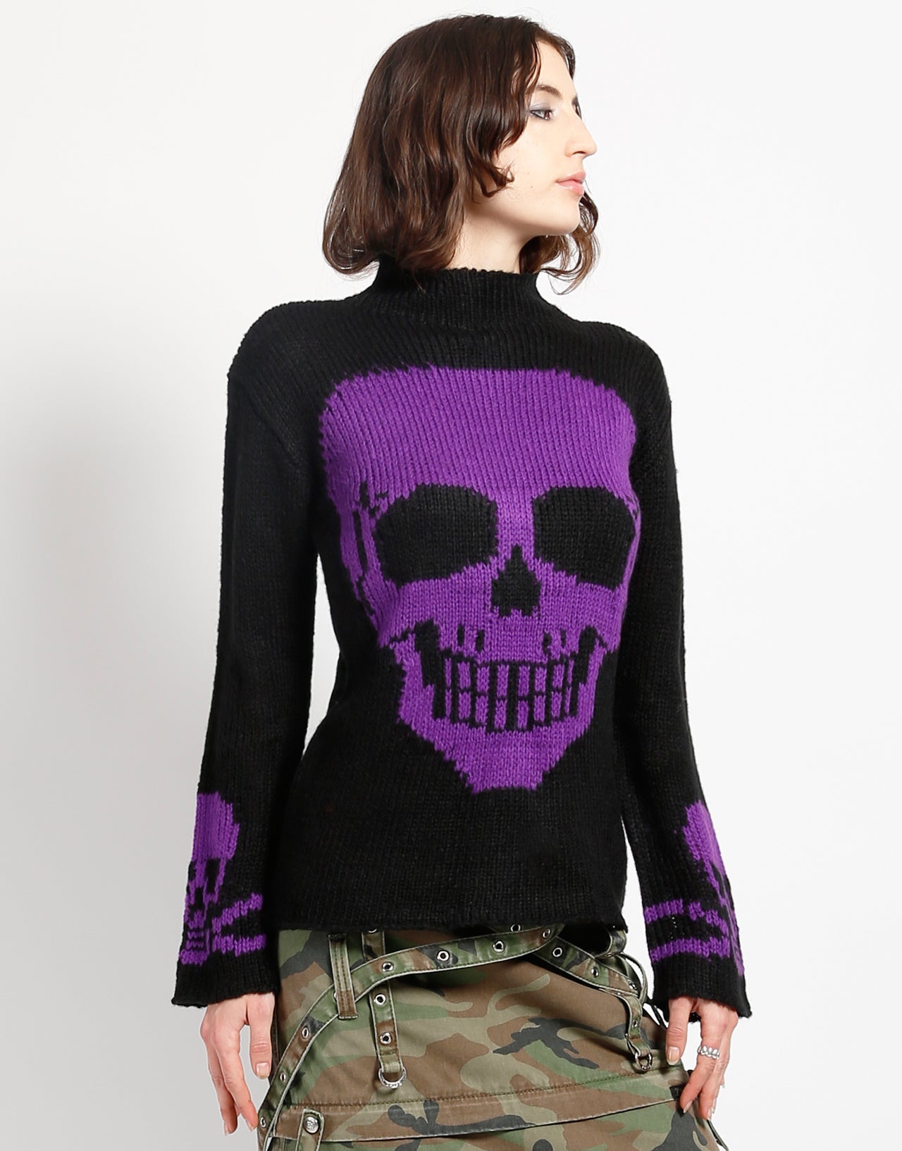 SKULL SWEATER PURPLE SKULL