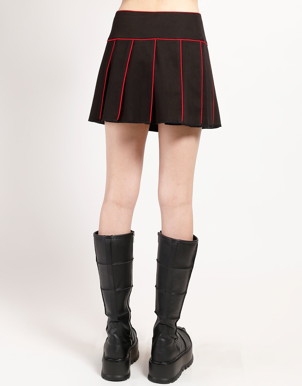 BAND PLEATED SKIRT RED