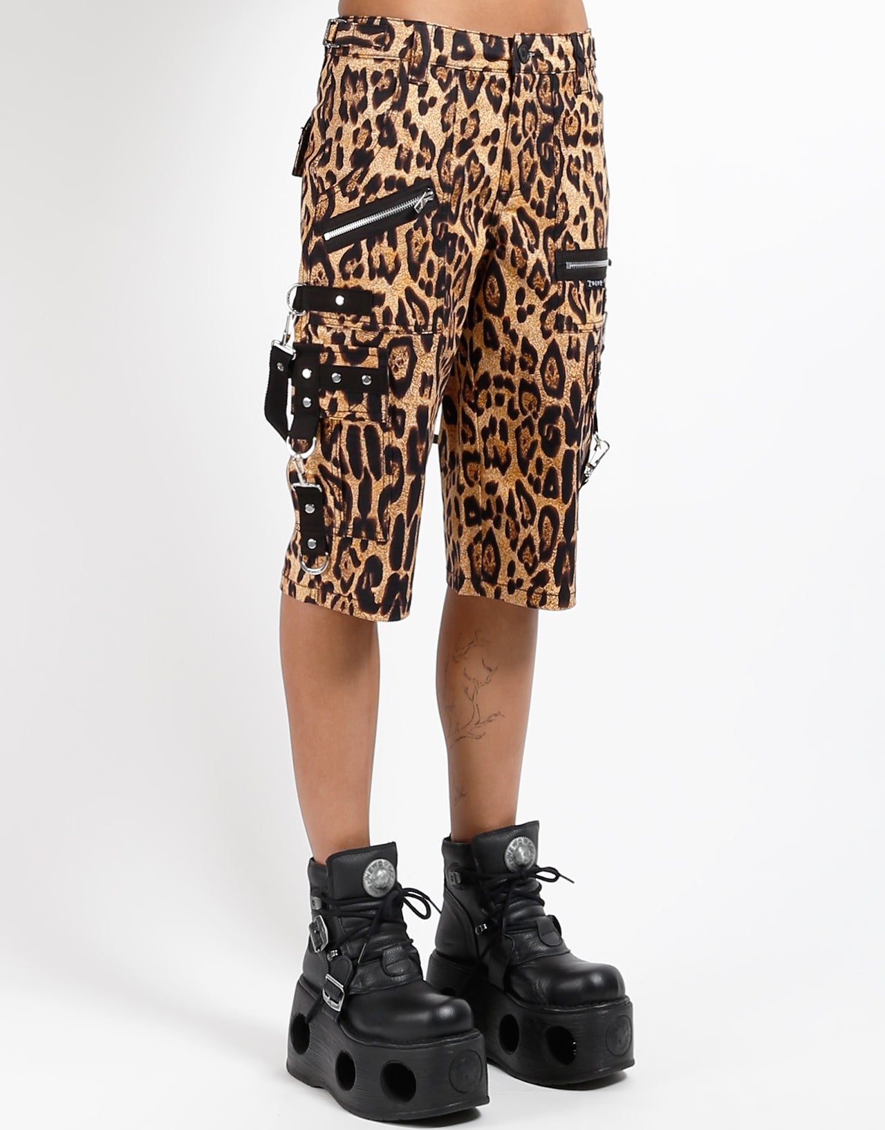 PUNK SHORT NAT LEOPARD